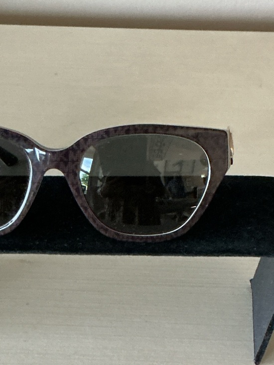 Authentic, Michael Kors Women\'s Cat Eye Sunglasses in Dark Tortoise main image 7
